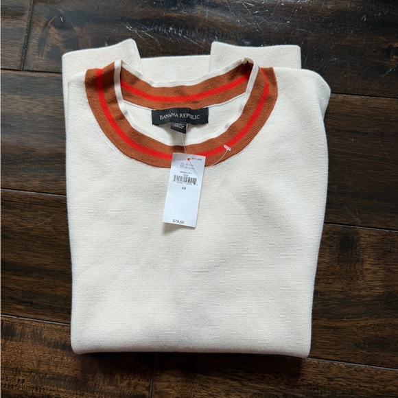 BR Flutter Sleeve Top - Picture 3 of 3